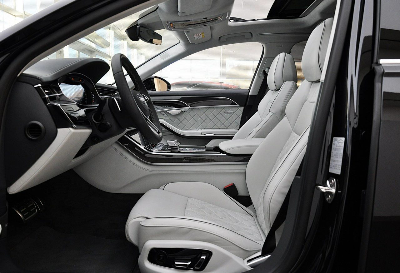 Audi A8 - Zdjęcie 14