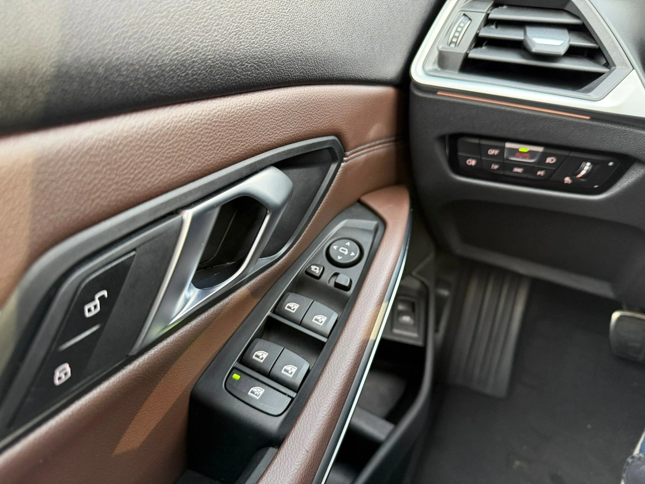 BMW 330 - Zdjęcie 22