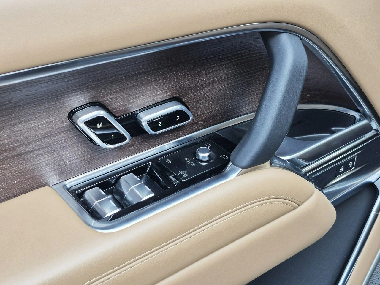 Land Rover Range Rover - Zdjęcie 14