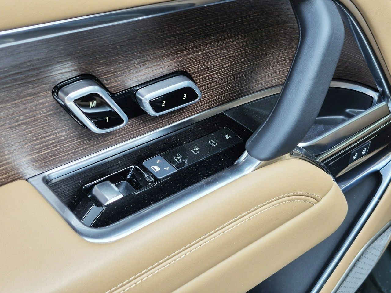 Land Rover Range Rover - Zdjęcie 19