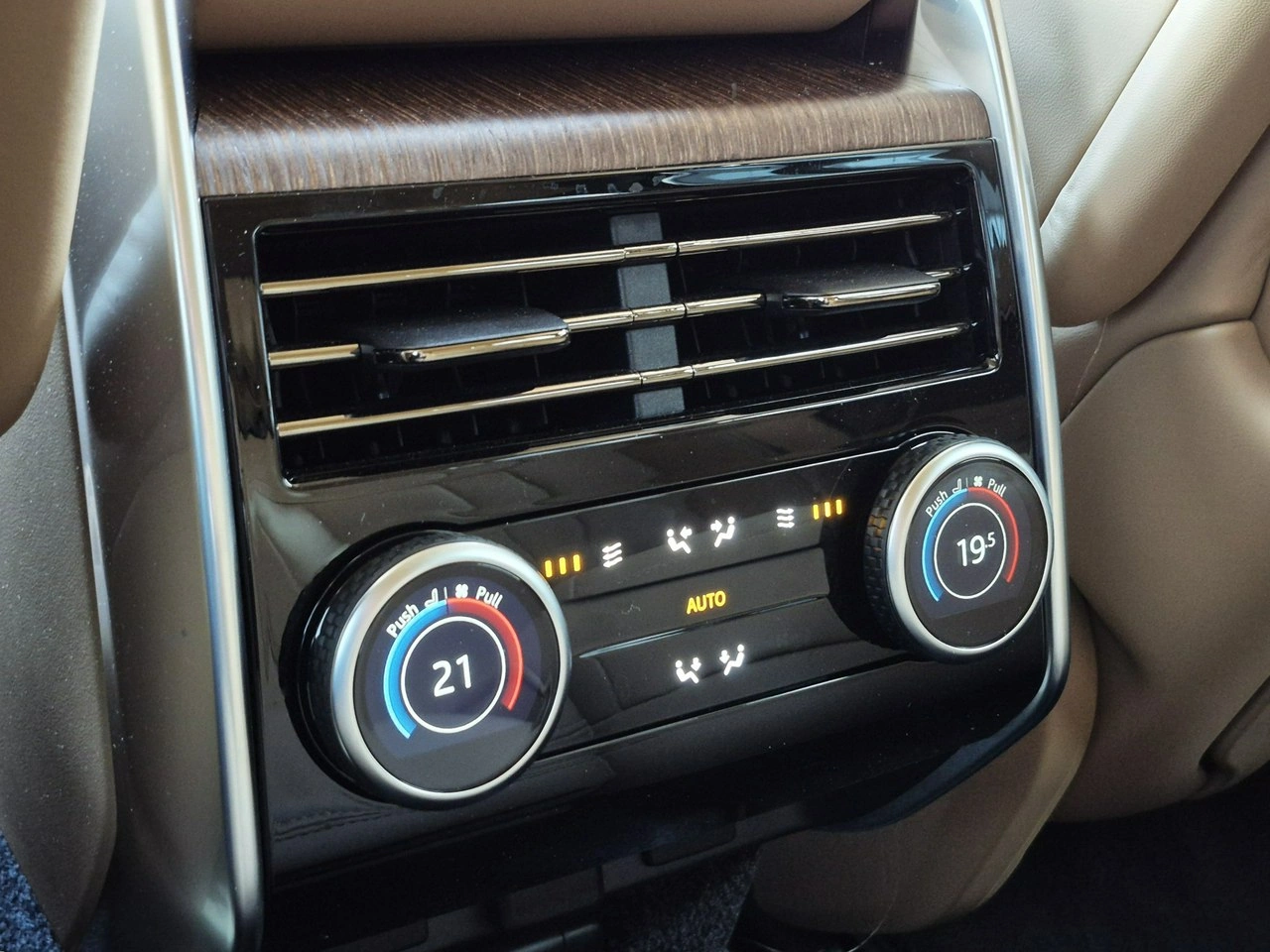 Land Rover Range Rover - Zdjęcie 23