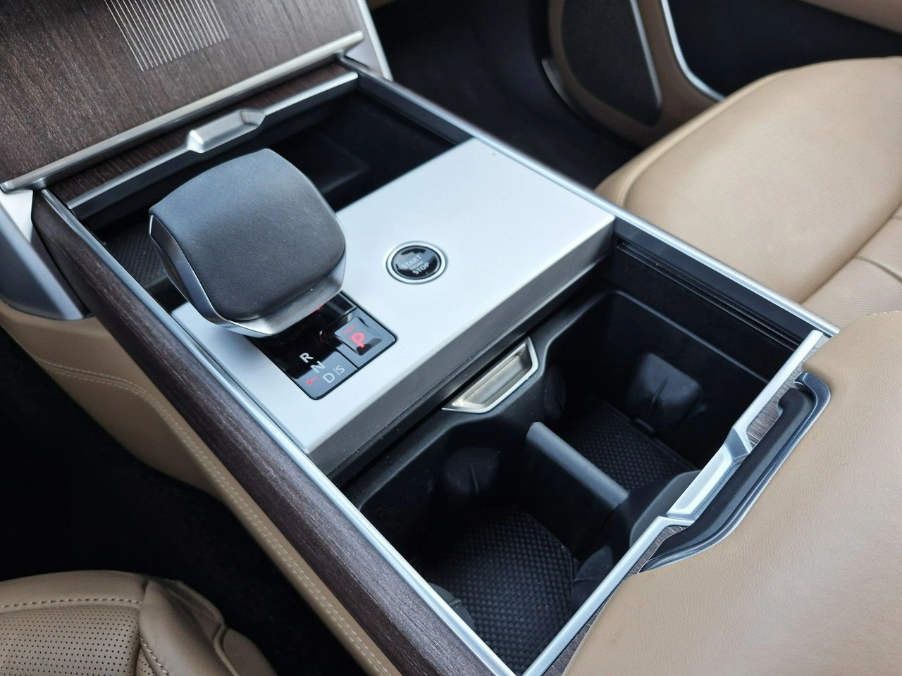 Land Rover Range Rover - Zdjęcie 33