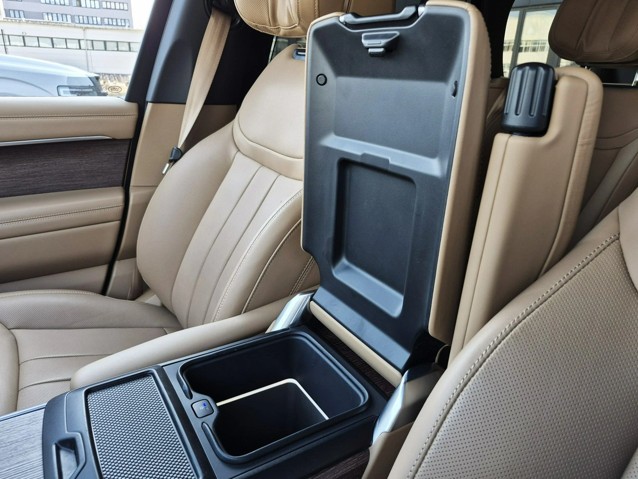 Land Rover Range Rover - Zdjęcie 34