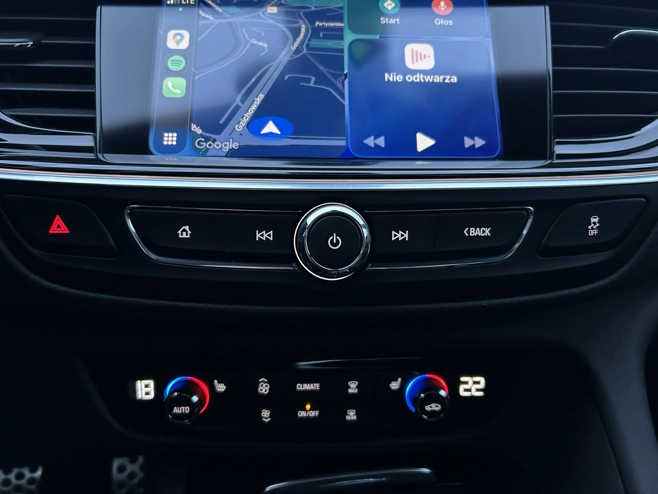 Opel Insignia - Zdjęcie 25