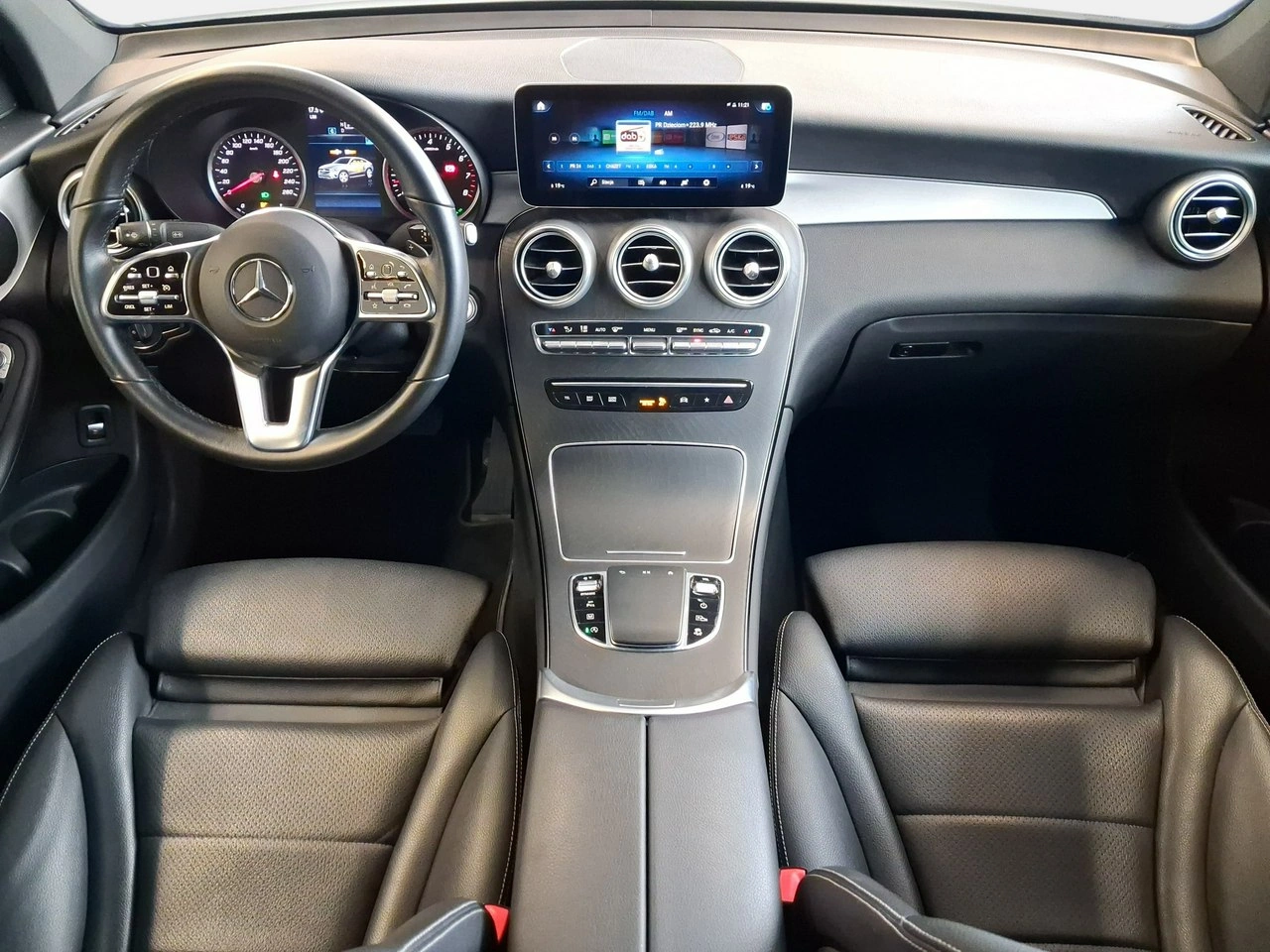 Mercedes GLC 200 - Zdjęcie 12