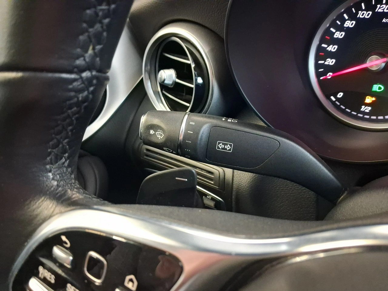 Mercedes GLC 200 - Zdjęcie 16