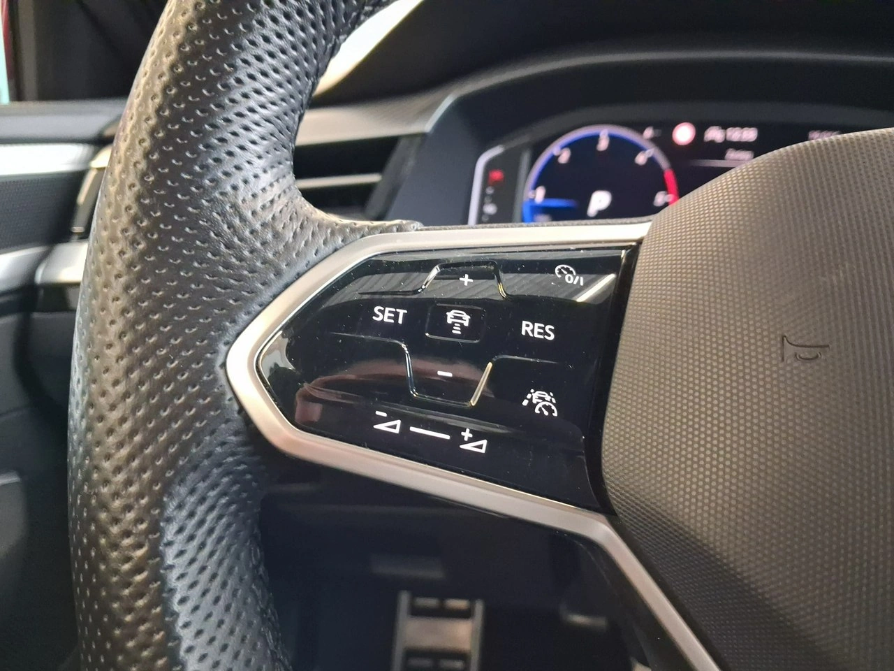 Volkswagen Arteon - Zdjęcie 17