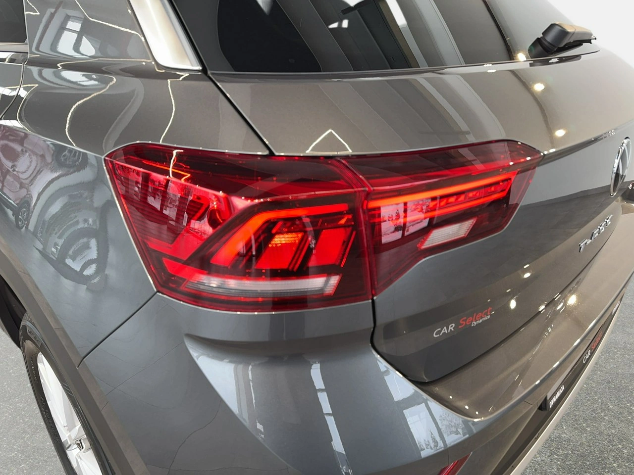 Volkswagen T-Roc - Zdjęcie 10