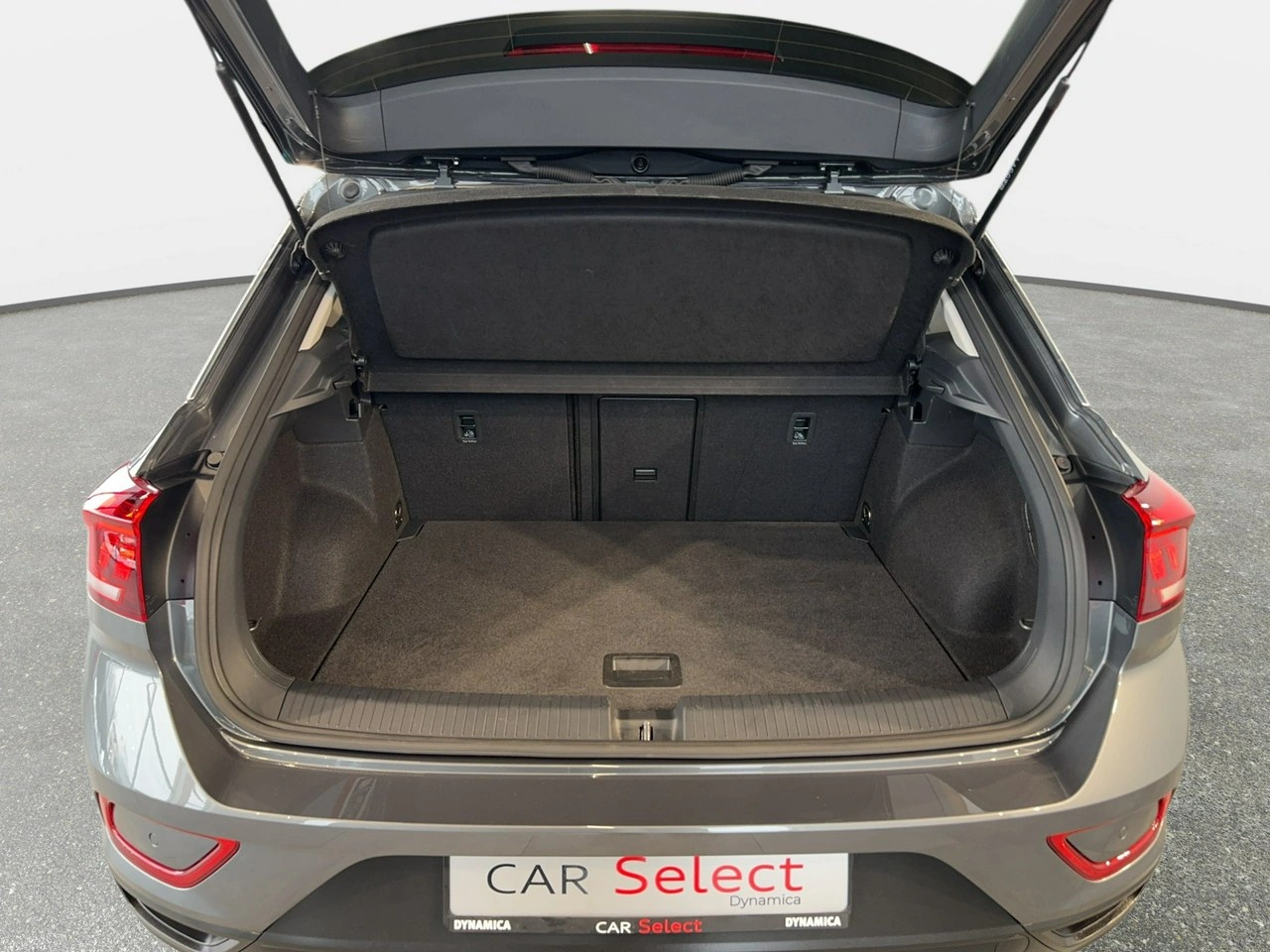 Volkswagen T-Roc - Zdjęcie 13