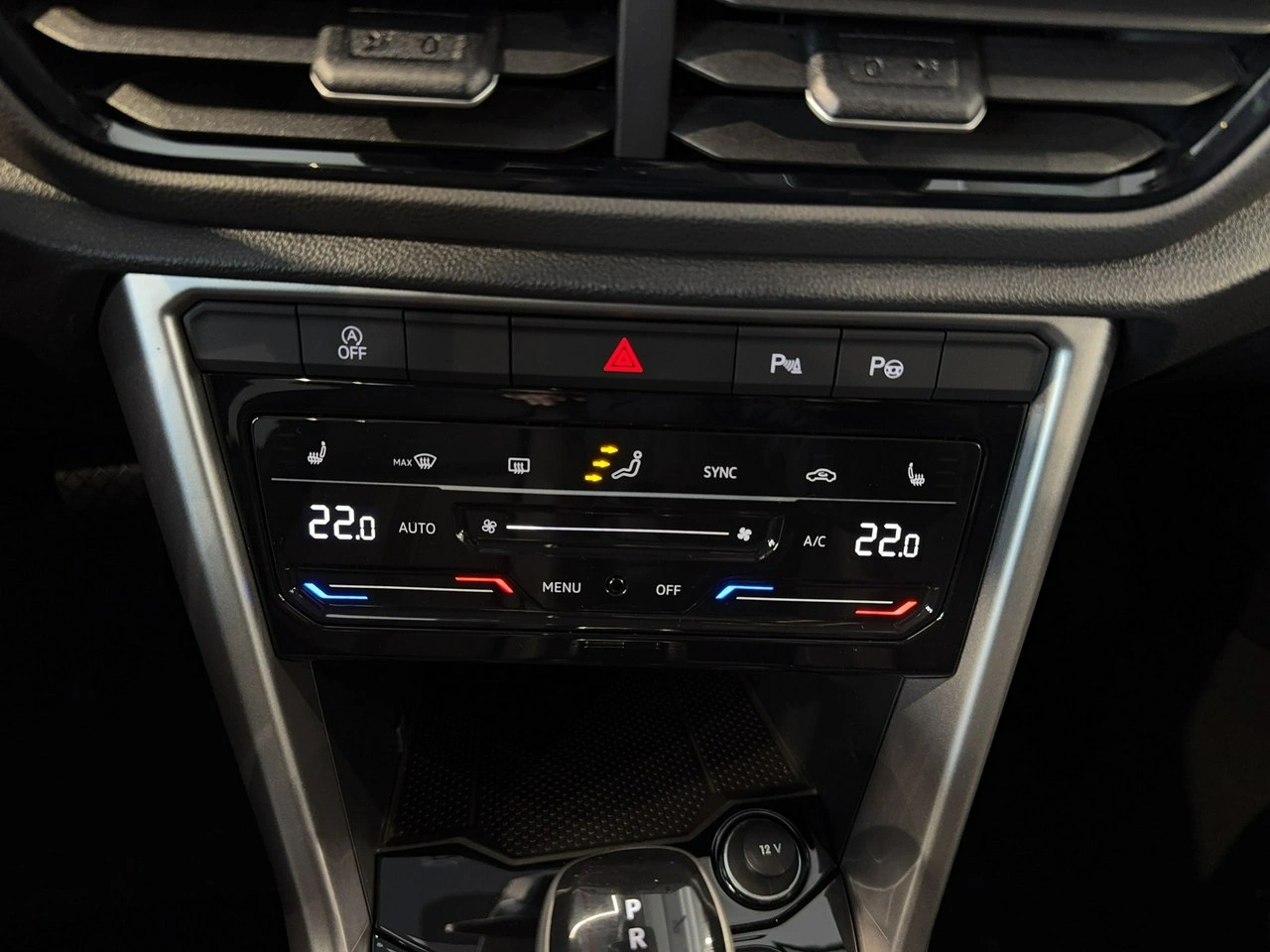 Volkswagen T-Roc - Zdjęcie 22