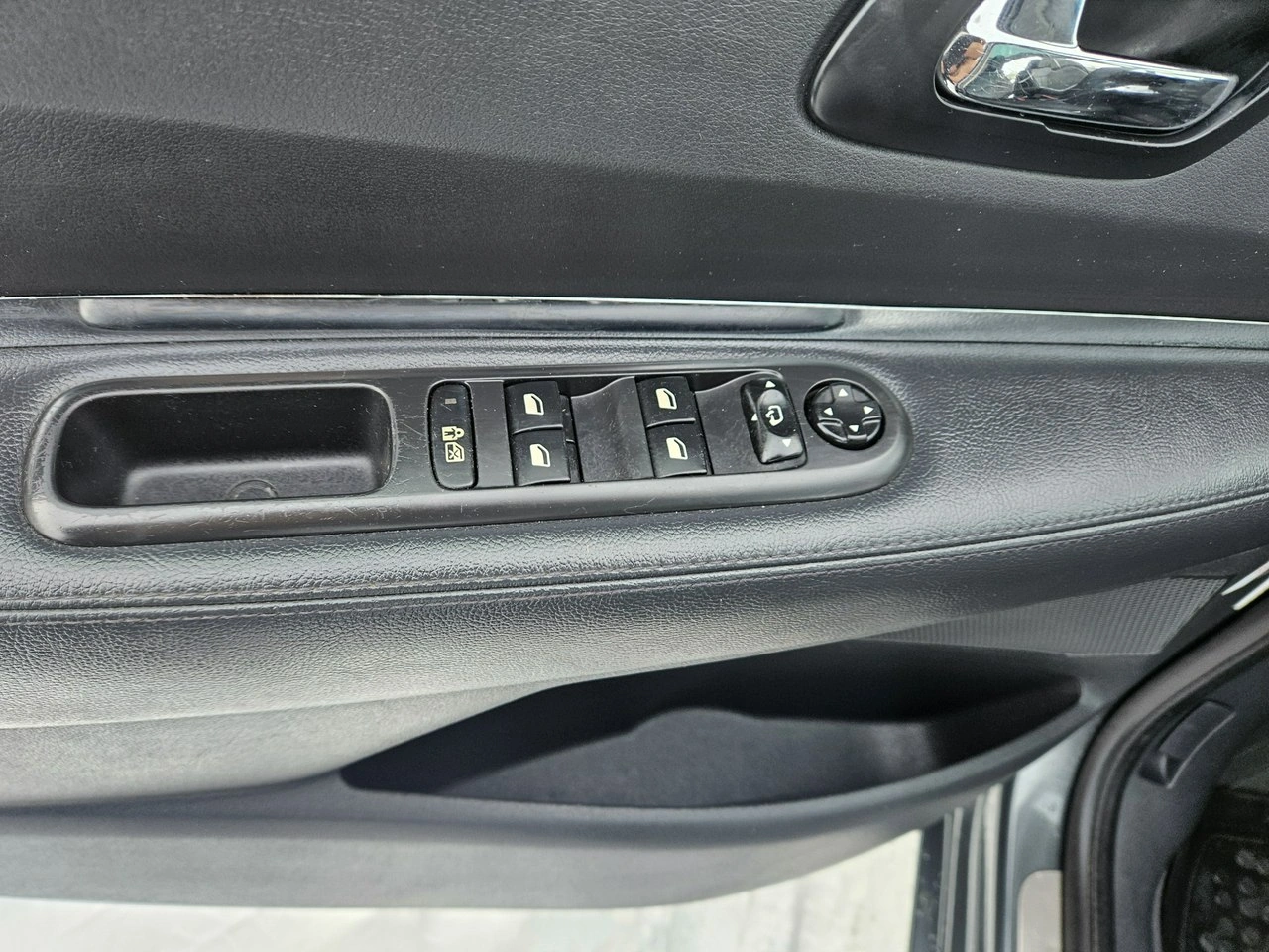 Peugeot 5008 - Zdjęcie 13