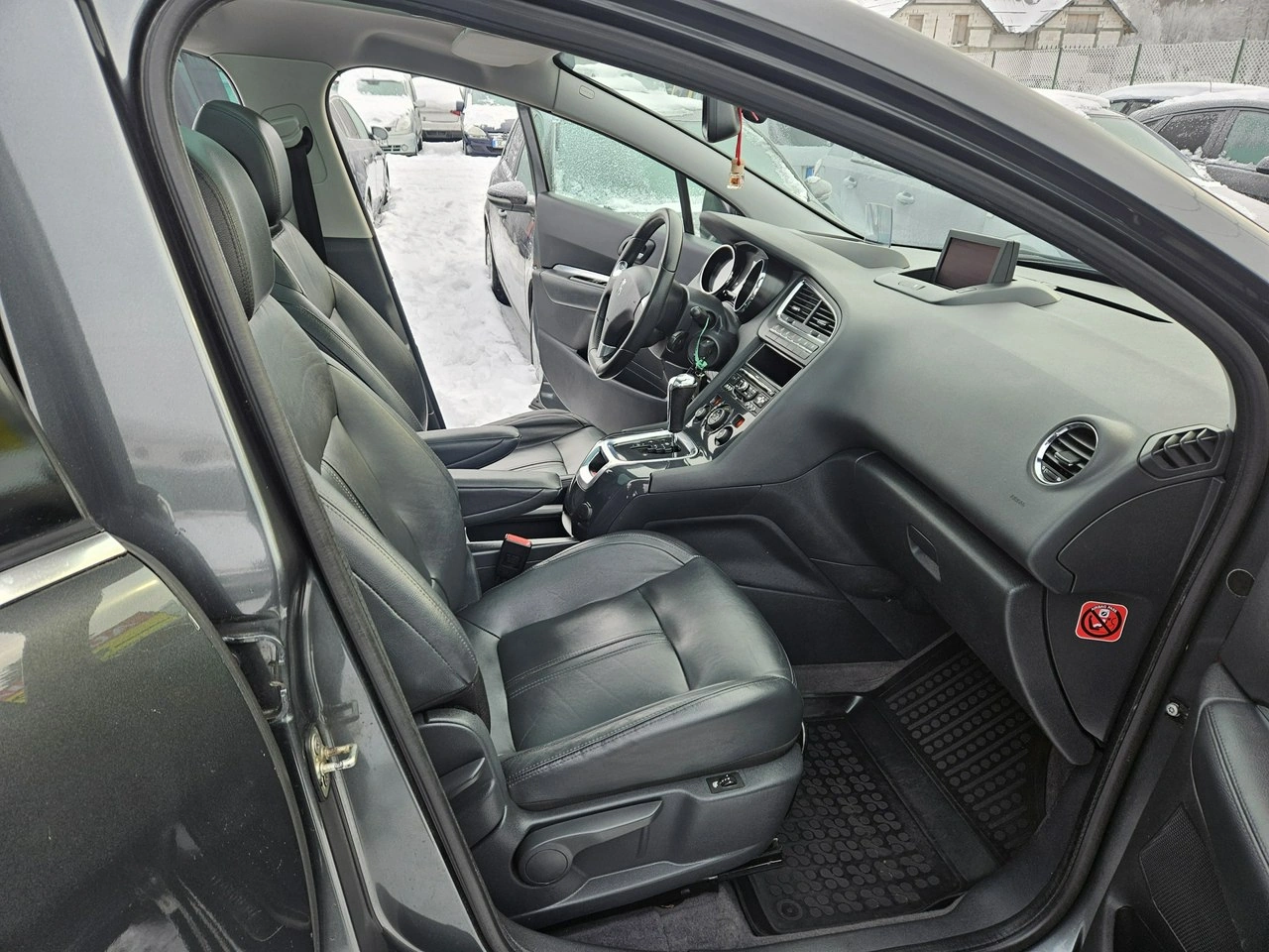 Peugeot 5008 - Zdjęcie 9