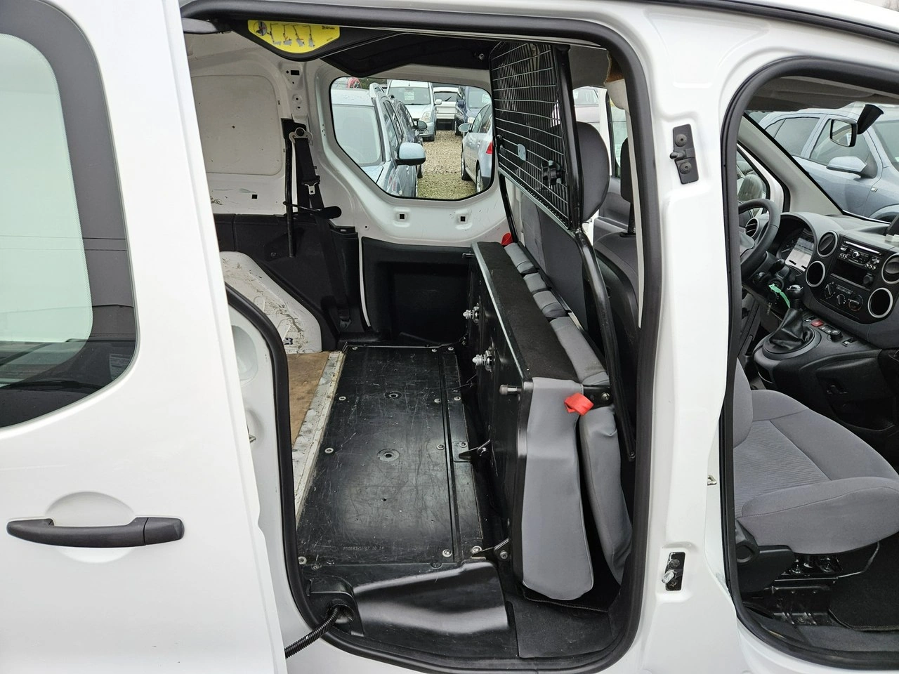 Peugeot Partner - Zdjęcie 17