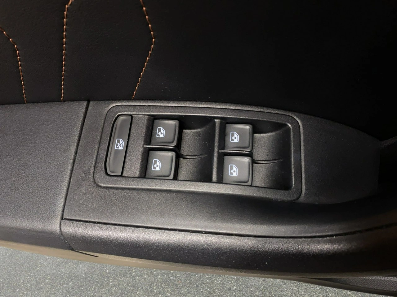 Cupra Ateca - Zdjęcie 37