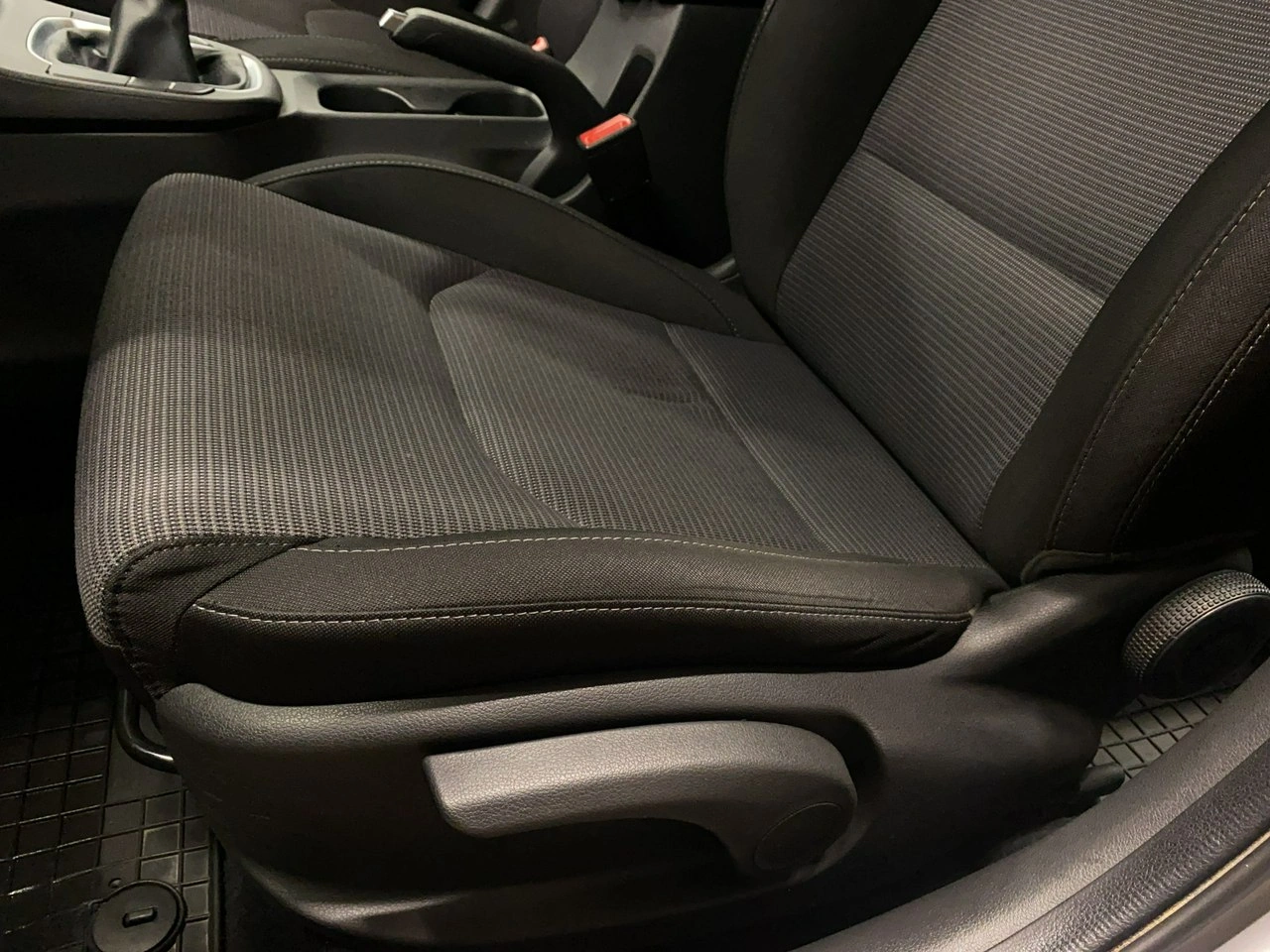 Hyundai i30 - Zdjęcie 12