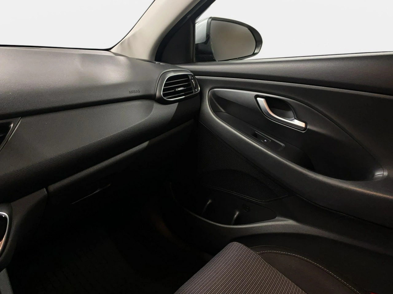 Hyundai i30 - Zdjęcie 25