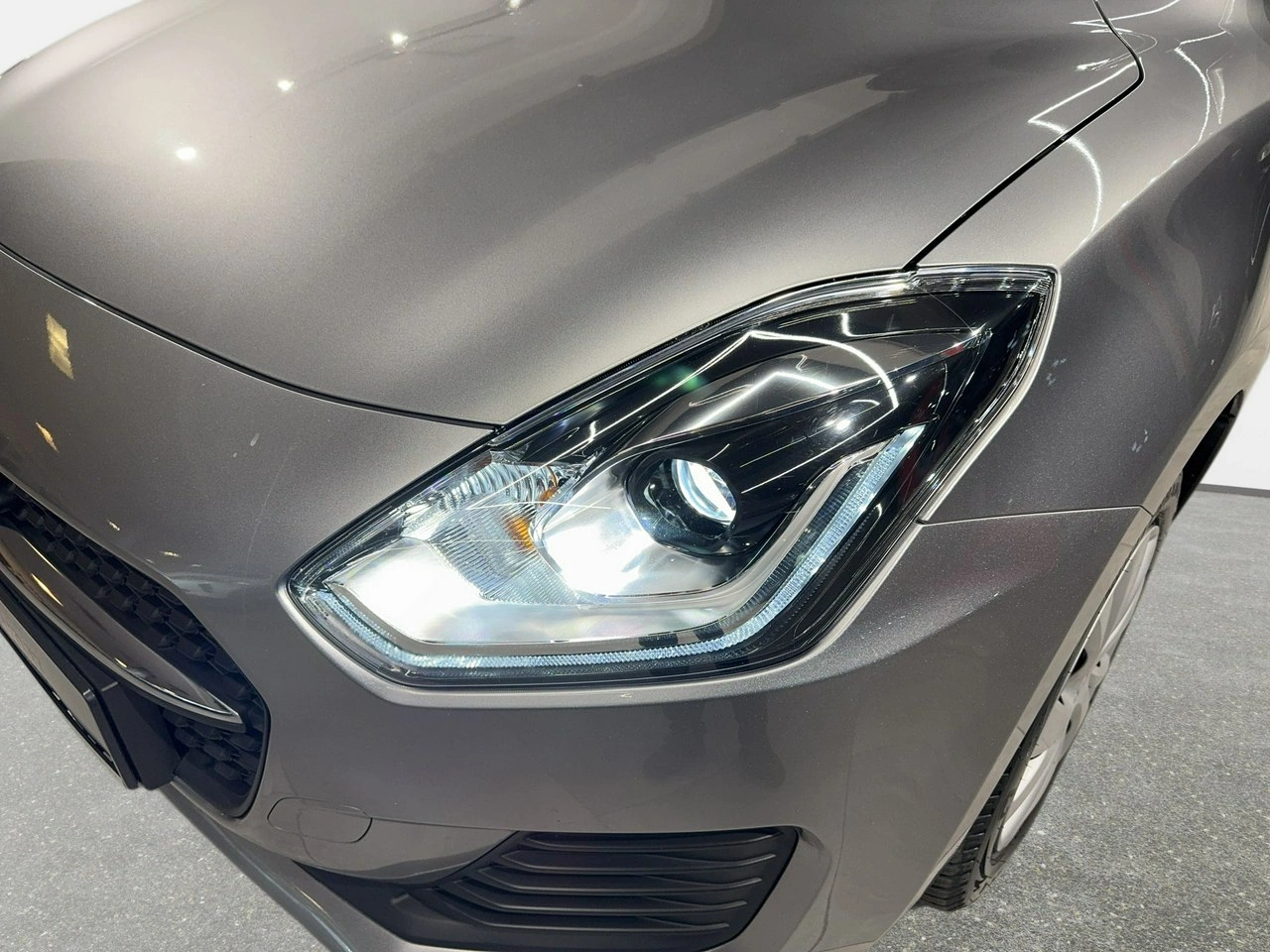 Suzuki Swift - Zdjęcie 8