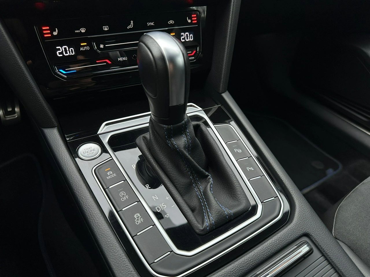 Volkswagen Arteon - Zdjęcie 30