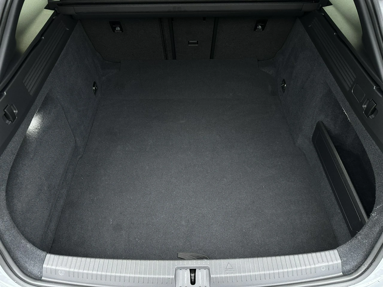 Volkswagen Arteon - Zdjęcie 39