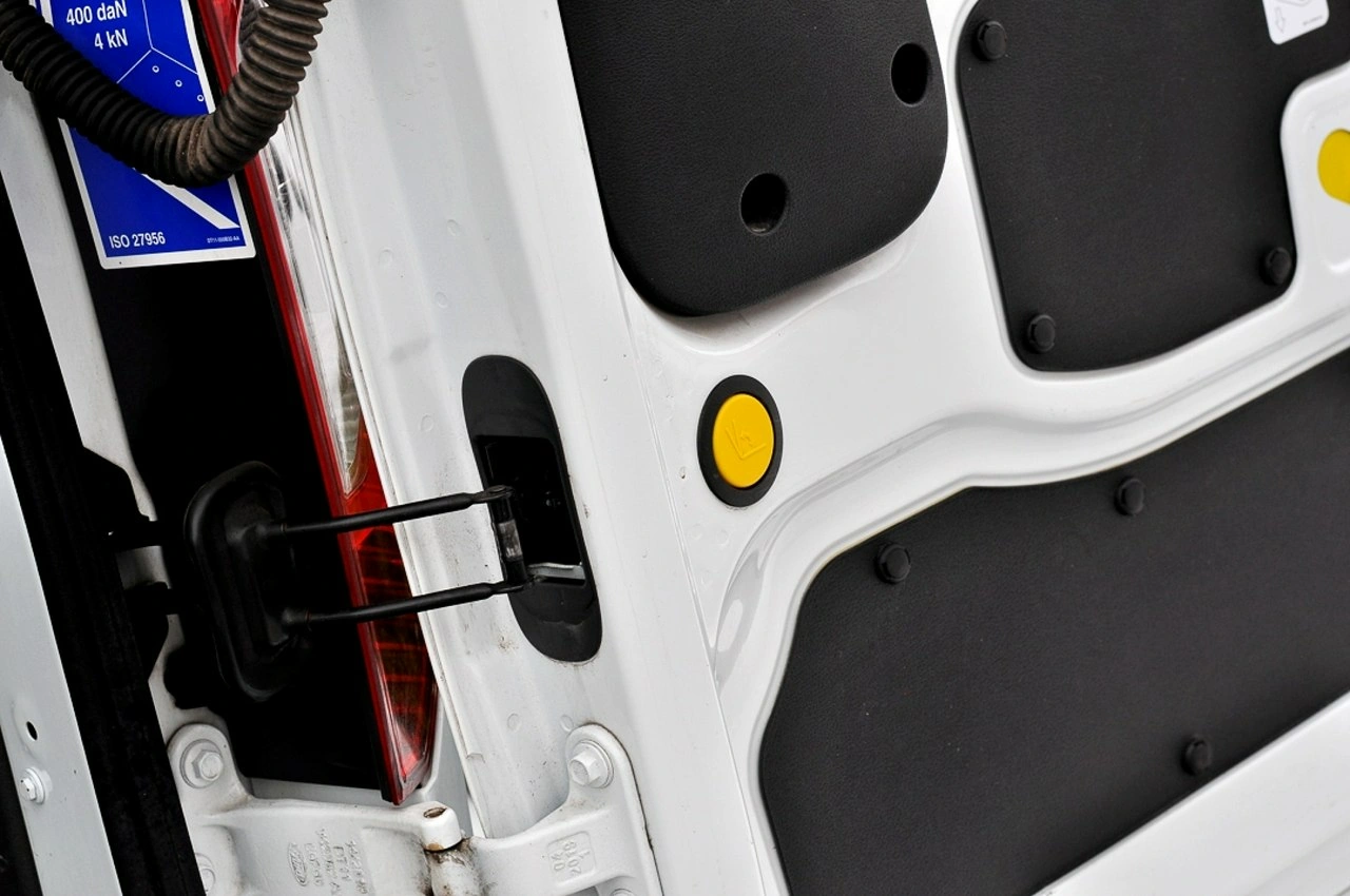 Ford Transit Connect - Zdjęcie 16