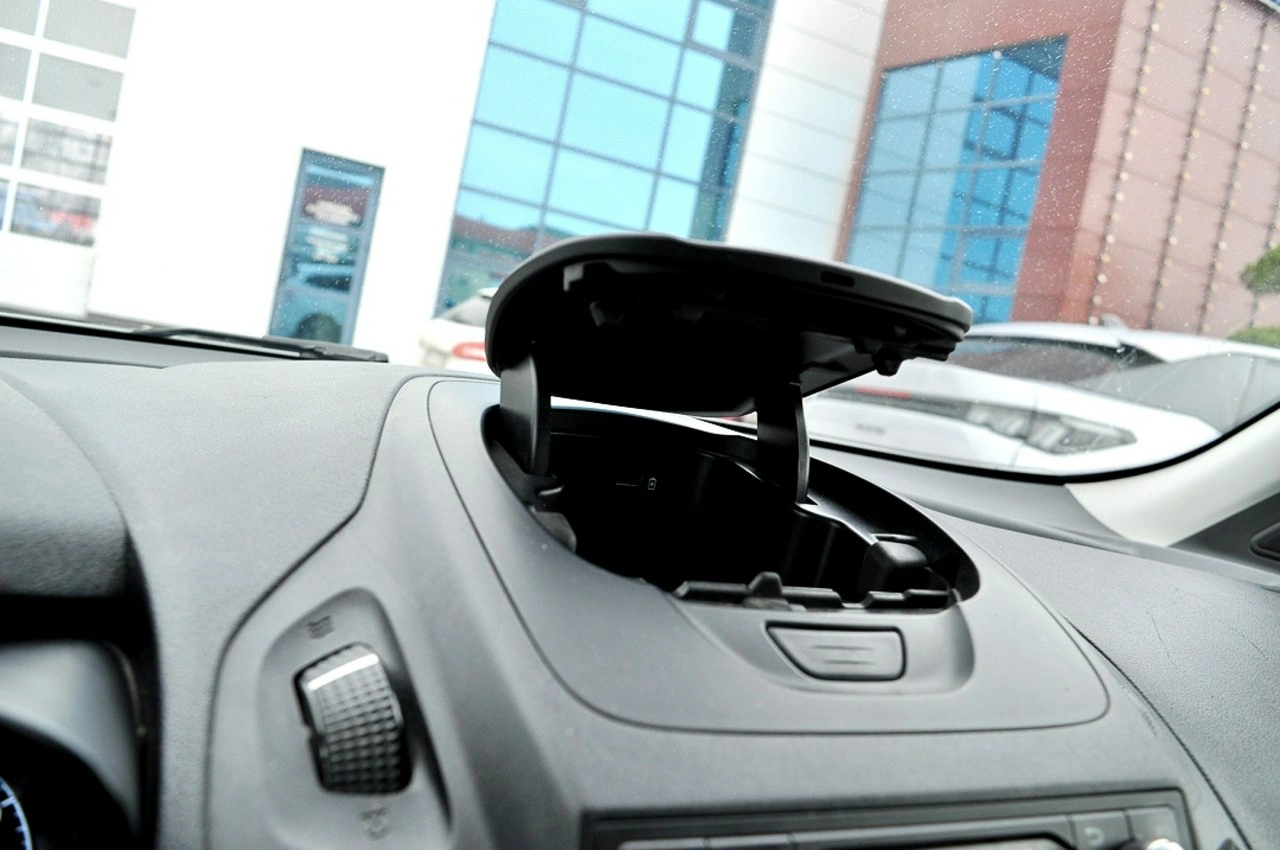 Ford Transit Connect - Zdjęcie 27