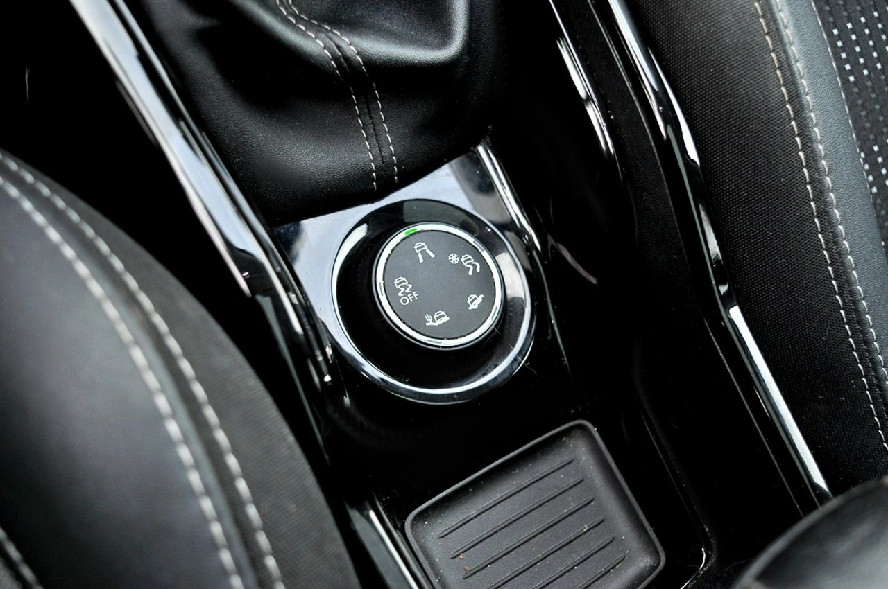 Peugeot 2008 - Zdjęcie 19