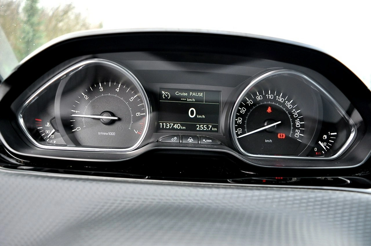 Peugeot 2008 - Zdjęcie 25