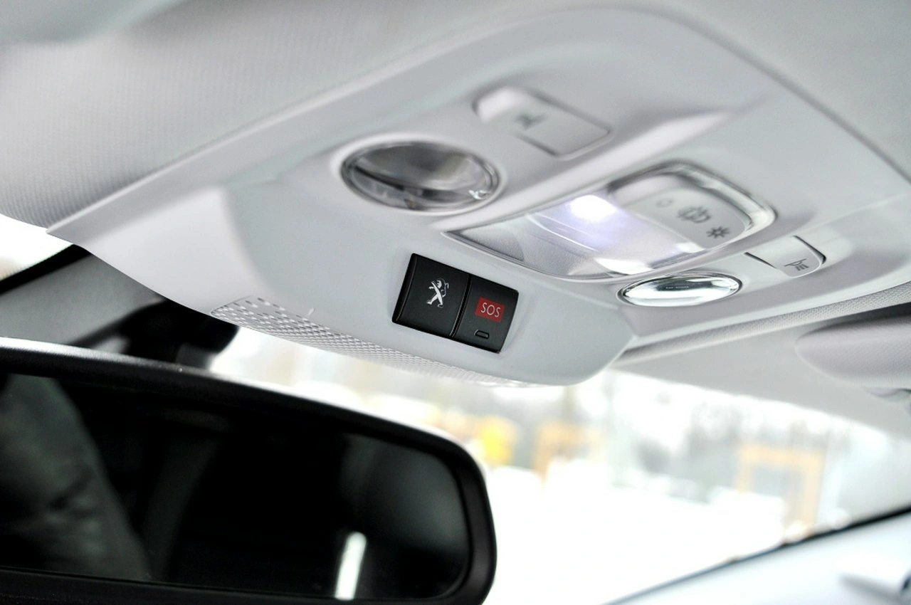 Peugeot 2008 - Zdjęcie 27