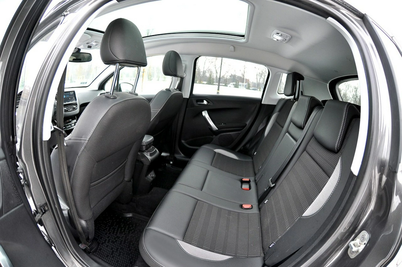 Peugeot 2008 - Zdjęcie 8