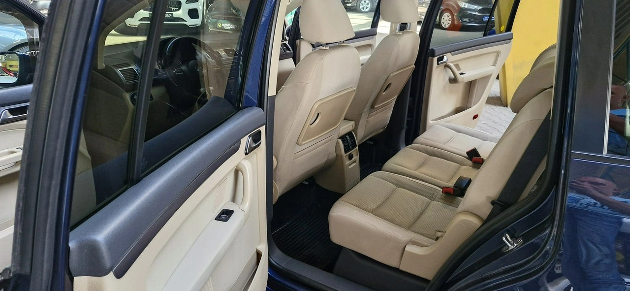 Volkswagen Touran - Zdjęcie 12