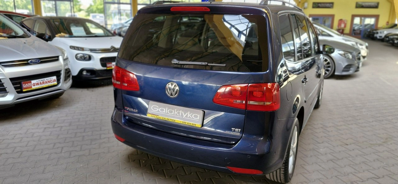 Volkswagen Touran - Zdjęcie 9