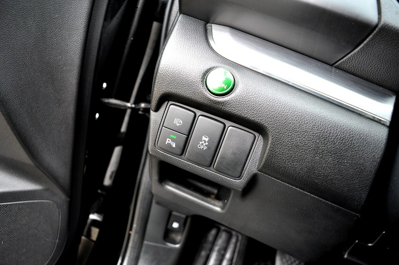 Honda CR-V - Zdjęcie 15