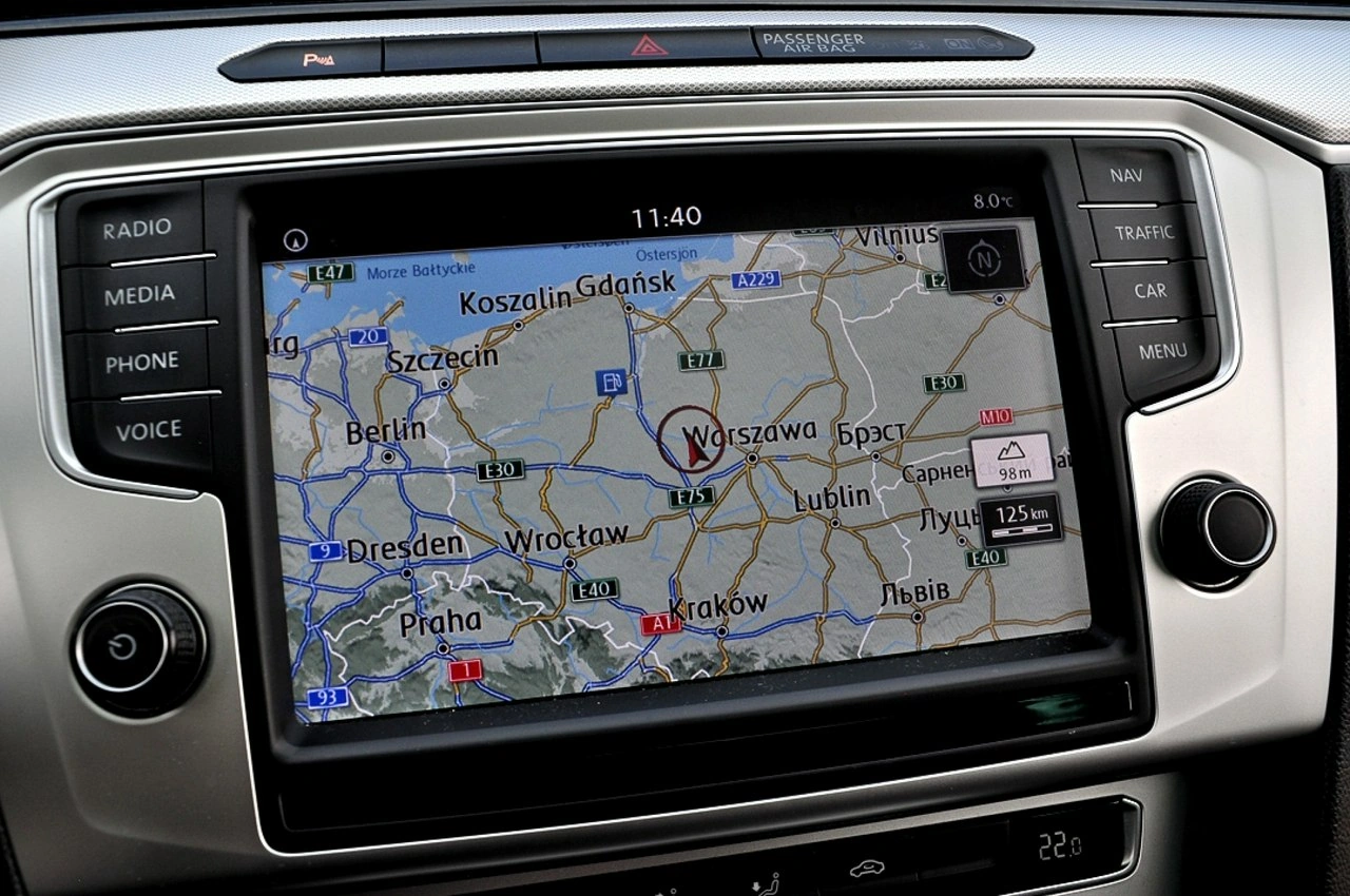 Volkswagen Passat - Zdjęcie 28