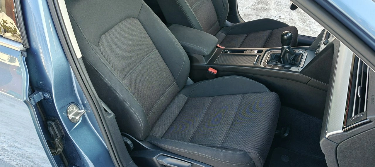 Volkswagen Passat - Zdjęcie 7