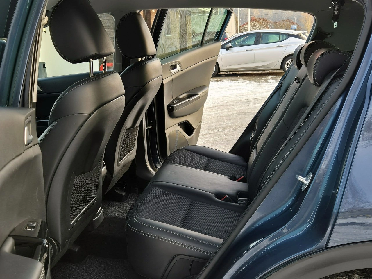 Kia Sportage - Zdjęcie 13