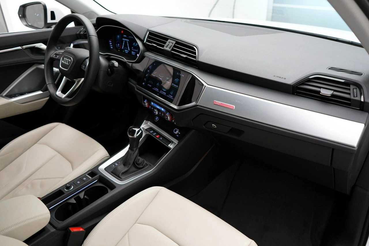 Audi Q3 - Zdjęcie 18