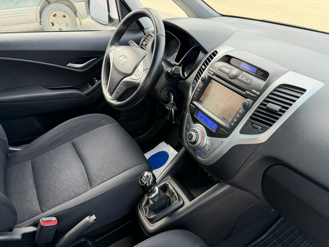 Hyundai ix20 - Zdjęcie 35