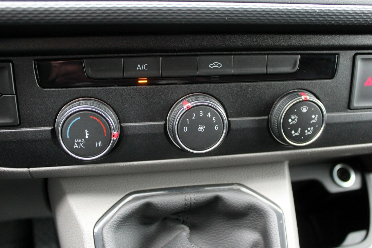Volkswagen Transporter - Zdjęcie 20