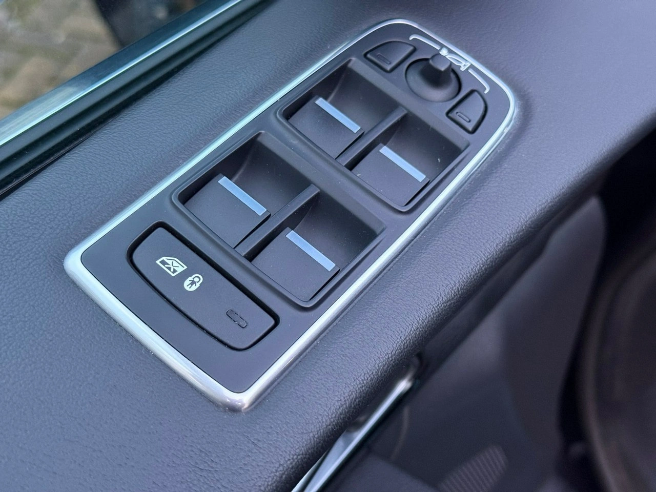 Jaguar F-Pace - Zdjęcie 23