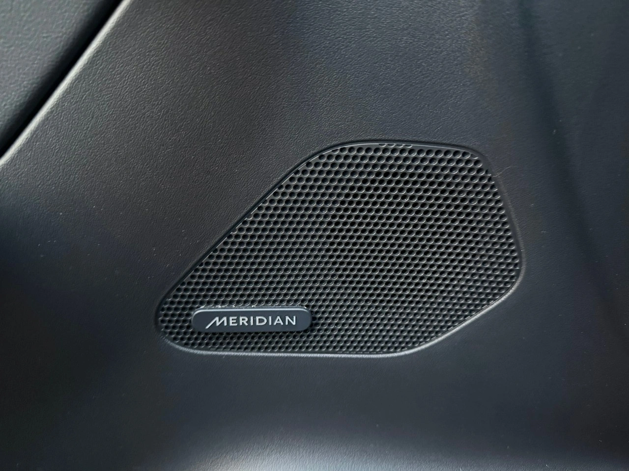 Jaguar F-Pace - Zdjęcie 26