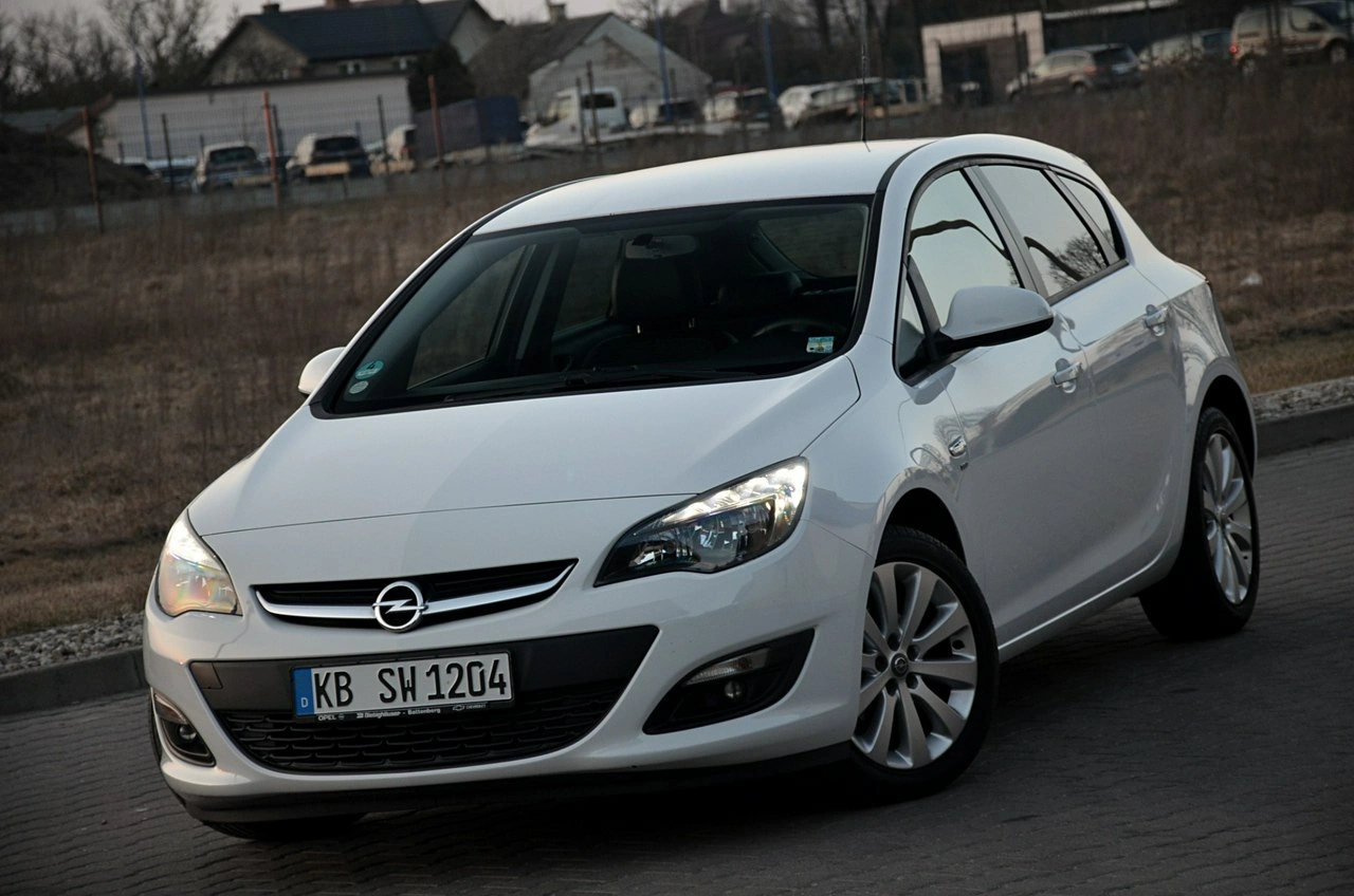 Opel Astra - Zdjęcie 3