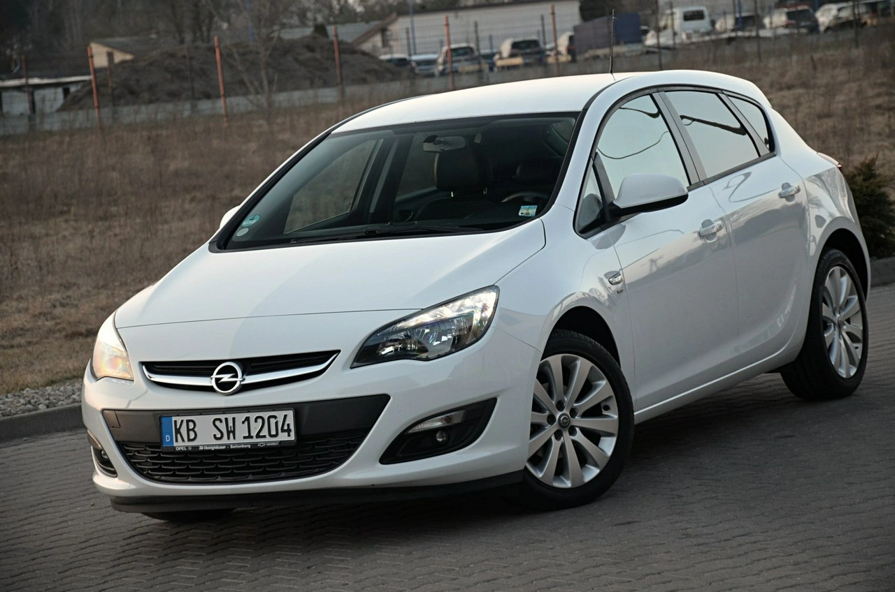 Opel Astra - Zdjęcie 4