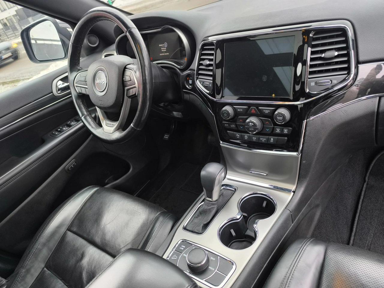 Jeep Grand Cherokee - Zdjęcie 49