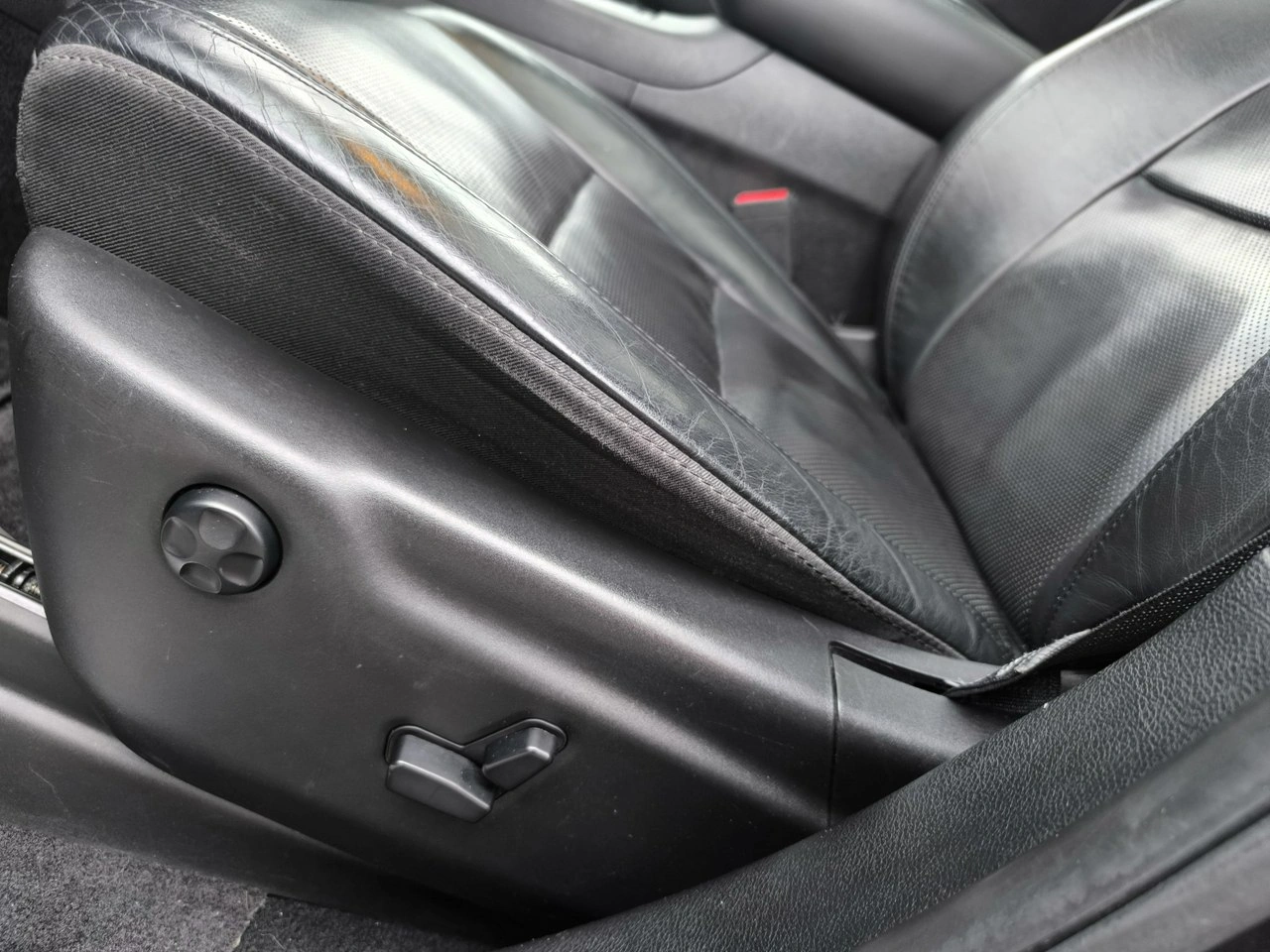 Jeep Grand Cherokee - Zdjęcie 27