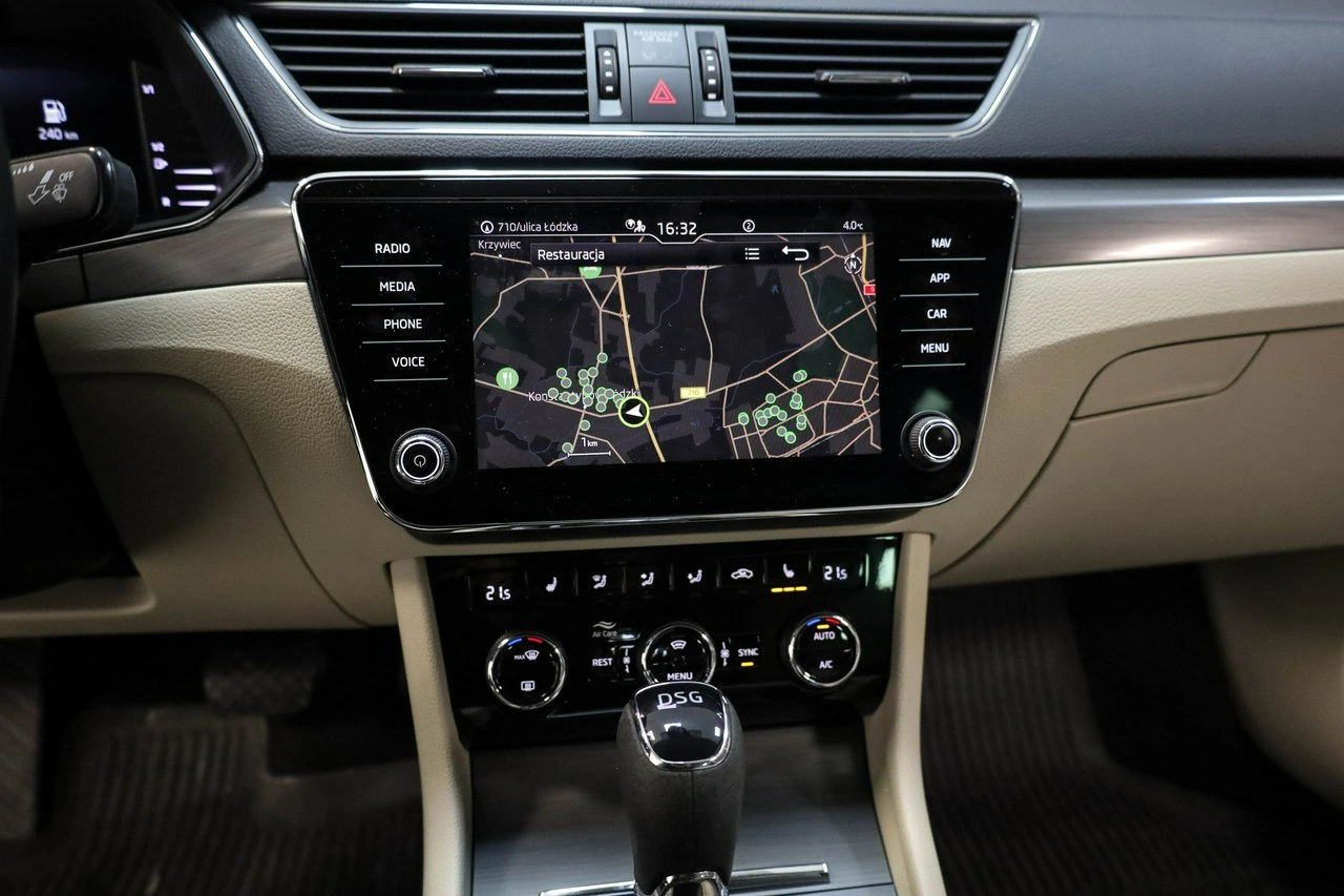 Skoda Superb - Zdjęcie 18
