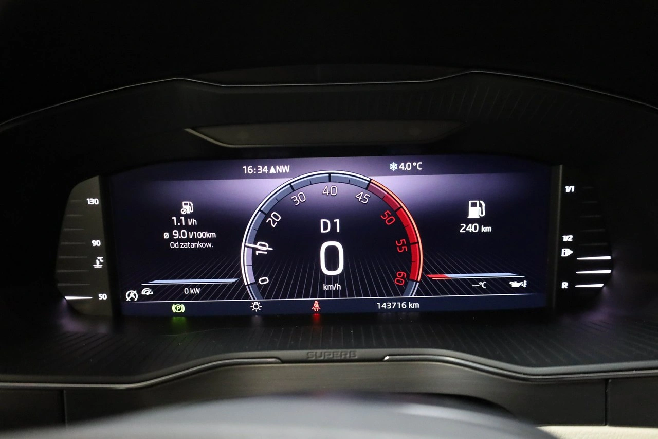 Skoda Superb - Zdjęcie 25