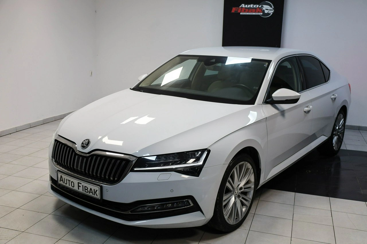 Skoda Superb - Zdjęcie 2
