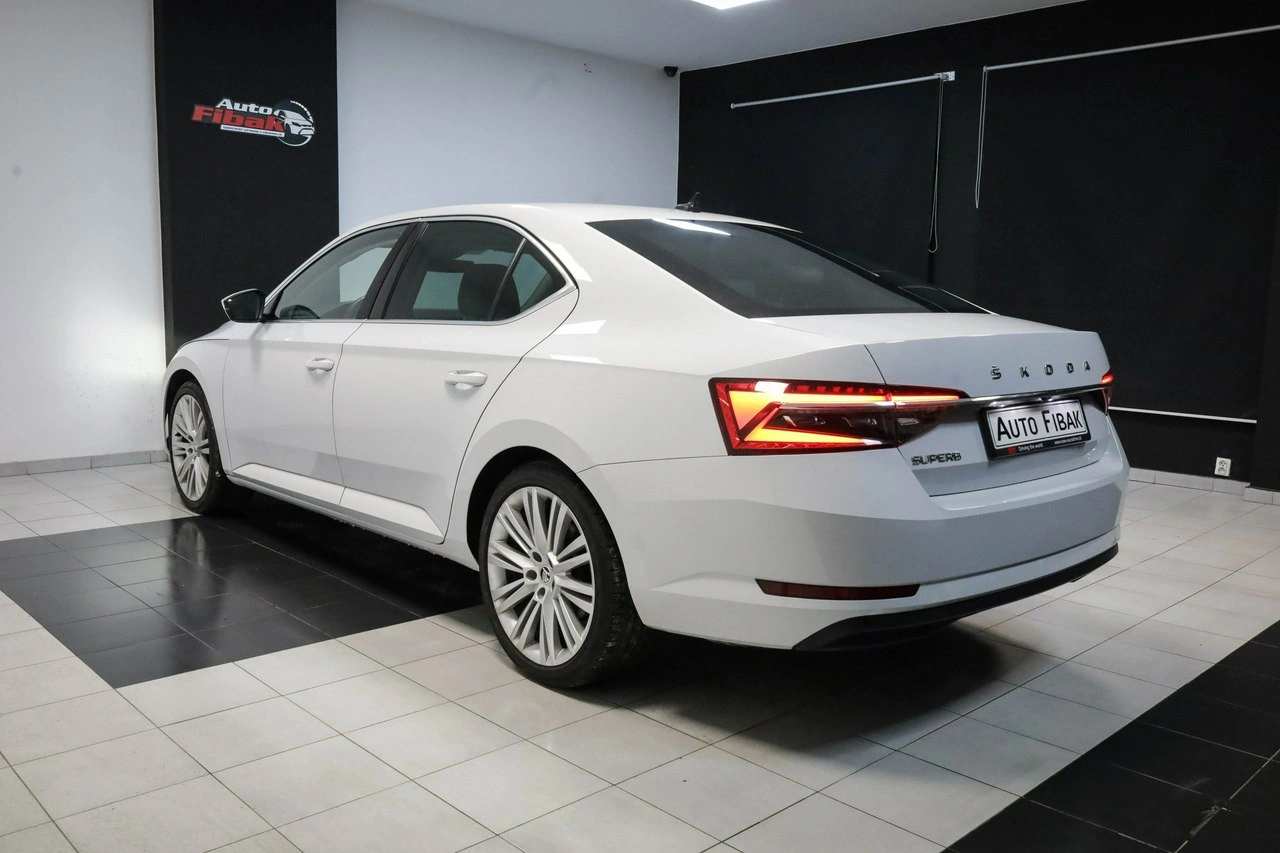 Skoda Superb - Zdjęcie 5