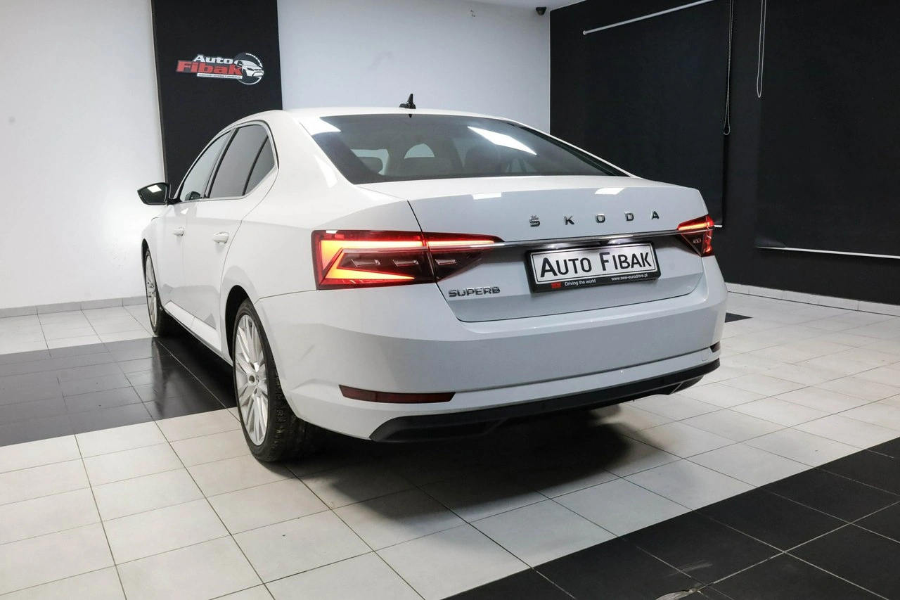 Skoda Superb - Zdjęcie 7
