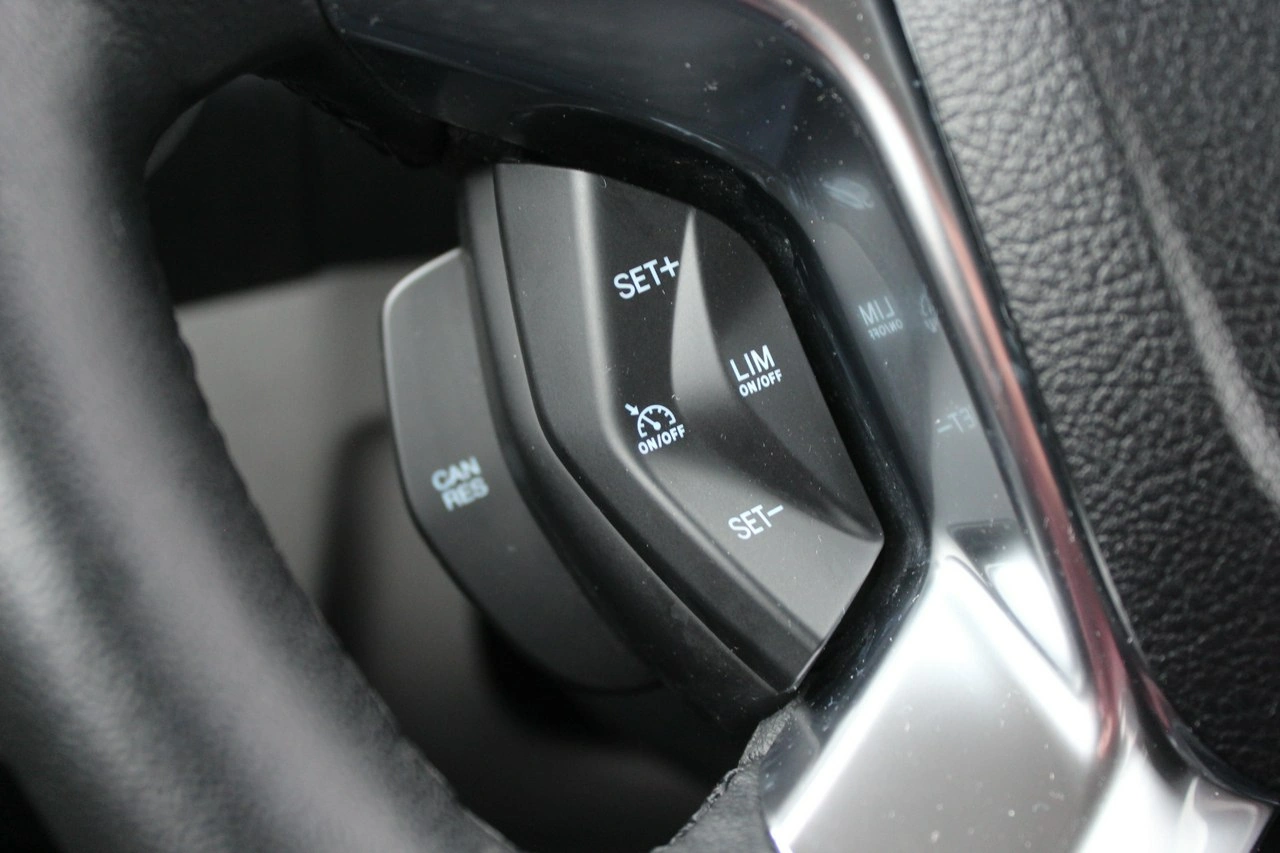 Ford Transit Connect - Zdjęcie 25